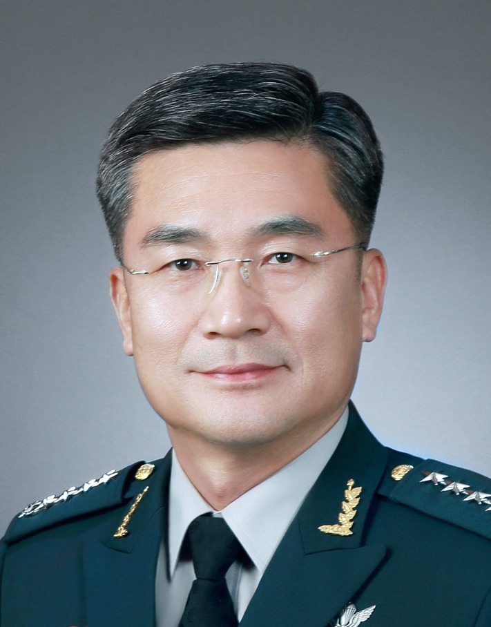 서욱 국방부 장관 프로필