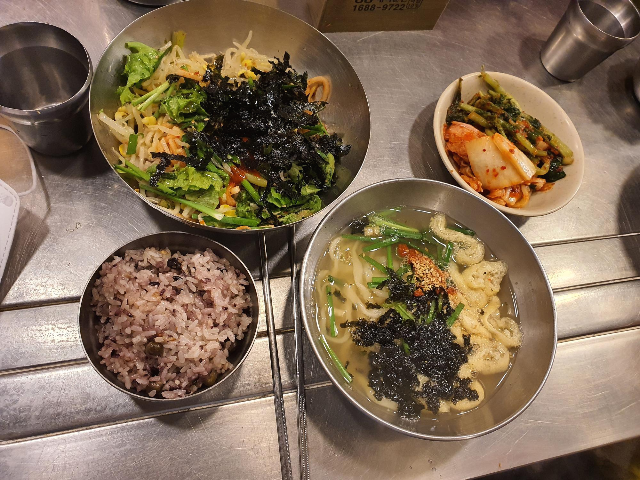 [리뷰][맛집] 남산 등반 후 남대문시장 '형제식당'에서 보리밥+칼국수+냉면 먹어보기