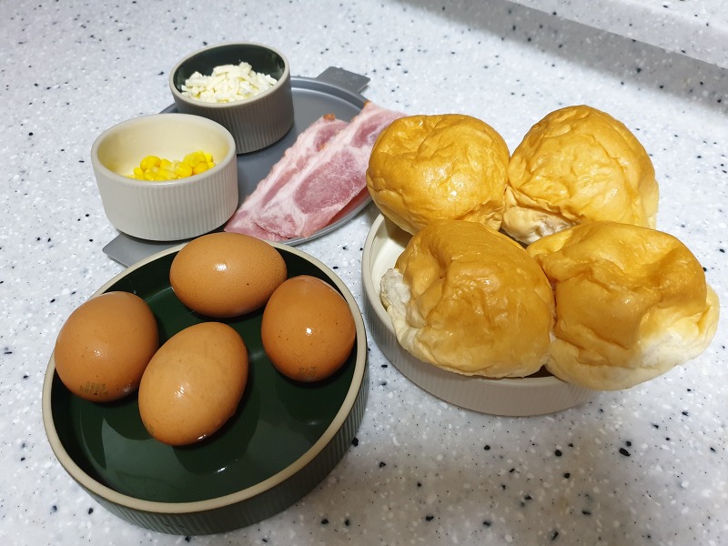 [요리] 모닝빵으로 계란빵 만들기 에어프라이어/전자레인지 이용