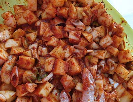 깍두기 담그는 법 / Diced Radish Kimchi(Kkakdugi)