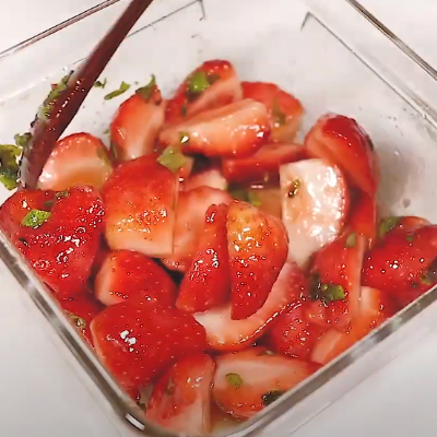 딸기 요리 비밀 레시피 처음 공개합니다. 딸기 마리네이드 만들기!
