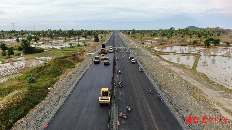 캄보디아 최초의 고속도로 개통 임박, 프놈펜-시아누크빌 고속도로