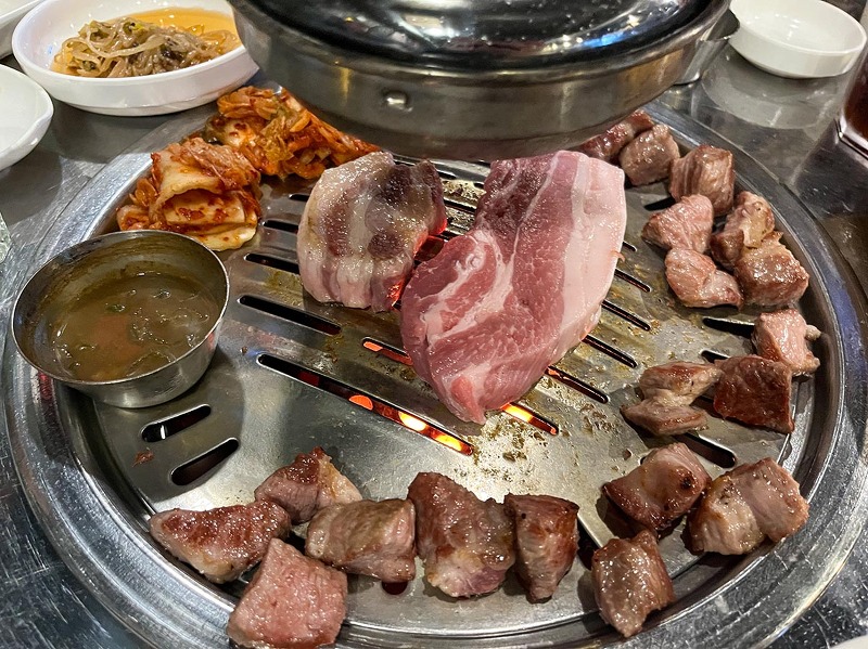 부산 화명동 삼겹살 목살 맛집 고기집 - 한가돈
