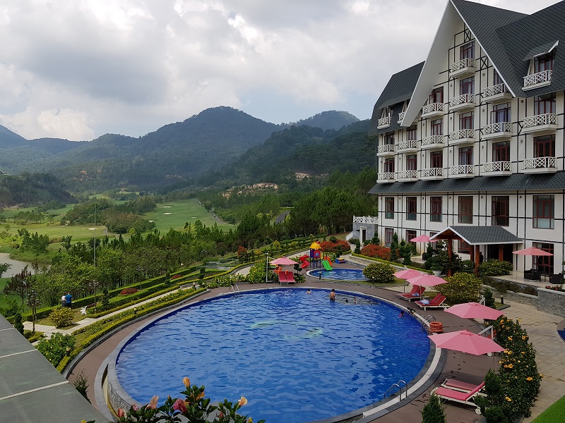 (호텔) 달랏 스위스벨 리조트 (Dalat Swiss-Bell Resort Tuyen Lam) 이용후기