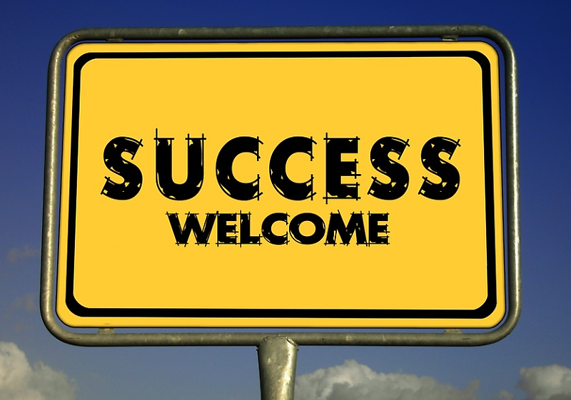 성공하는 사람들의 10가지 습관: 하루하루 성공에 가까워지기