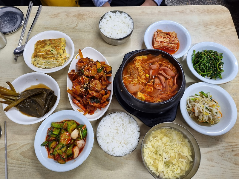상왕십리 맛집, 한식파 직장인들의 성지 조은식당(상왕십리 센트라스 근처 맛집, 불맛 제육볶음, 부대찌개)