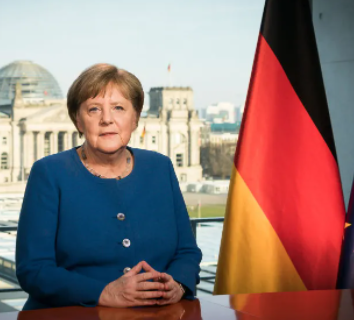 Angela Merkel 독일 수상이 백신을 섞어서 (1차: 아스트라제네카, 2차: 모더나) 접종 받았다고 합니다.