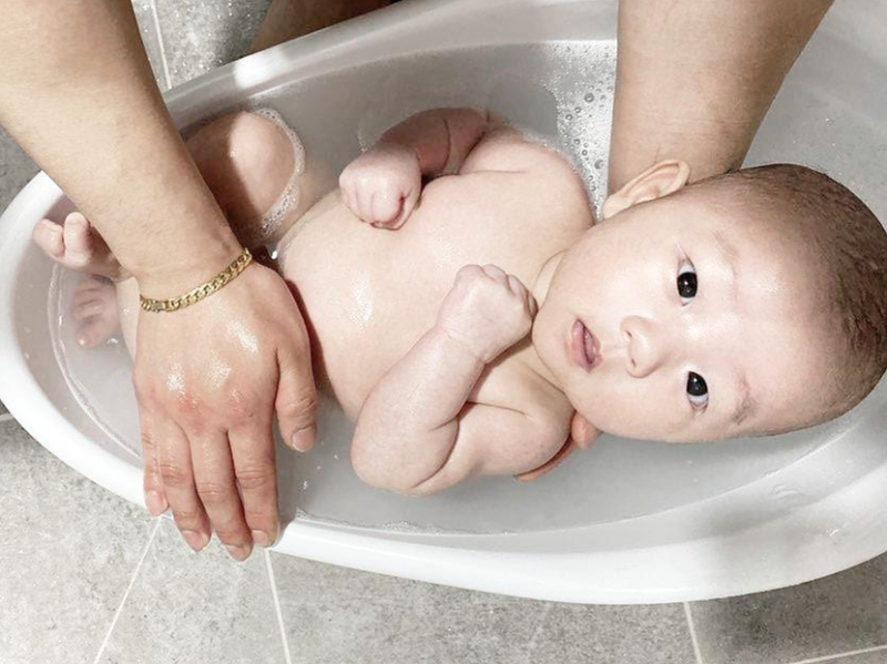 [아빠와 목욕] 신생아 욕조 몇개 필요?