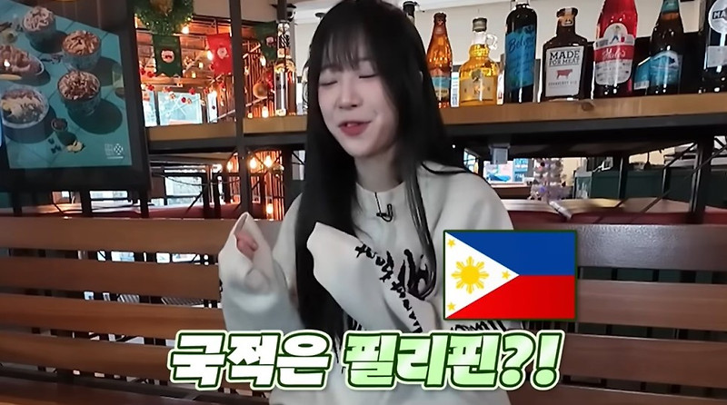 유튜버 쯔양이 필리핀 출신 며느리 캐릭터 '니퉁'을 연기하고 있는 개그우먼 김지영과 먹방 콘텐츠를 선보였다가 '인종차별' 논란