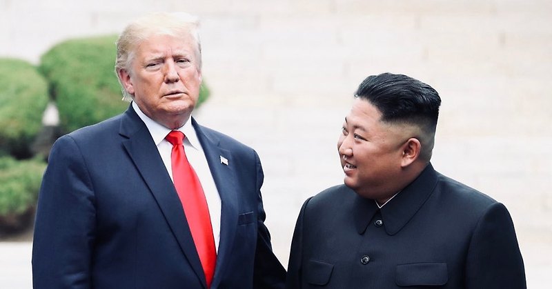 미국과 북한. 사면초가 김정은. 미국 손 붙잡을까?