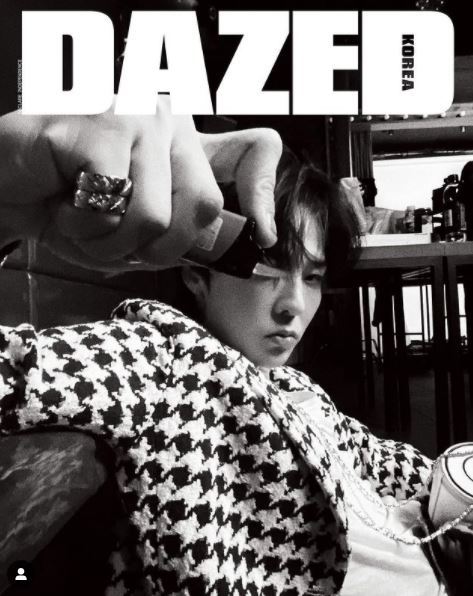 G-Dragon's recent photoshoot is drawing attention.