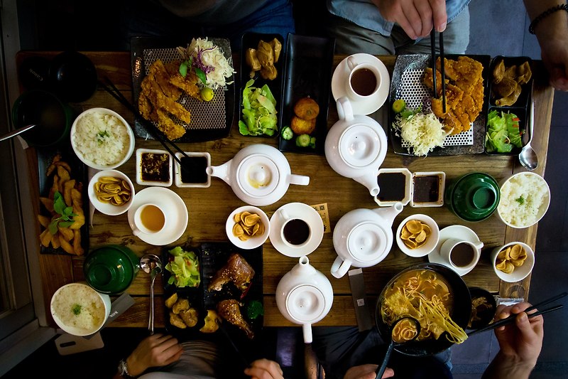 식사 후 하면 건강을 망치는 식후 습관 4가지!!