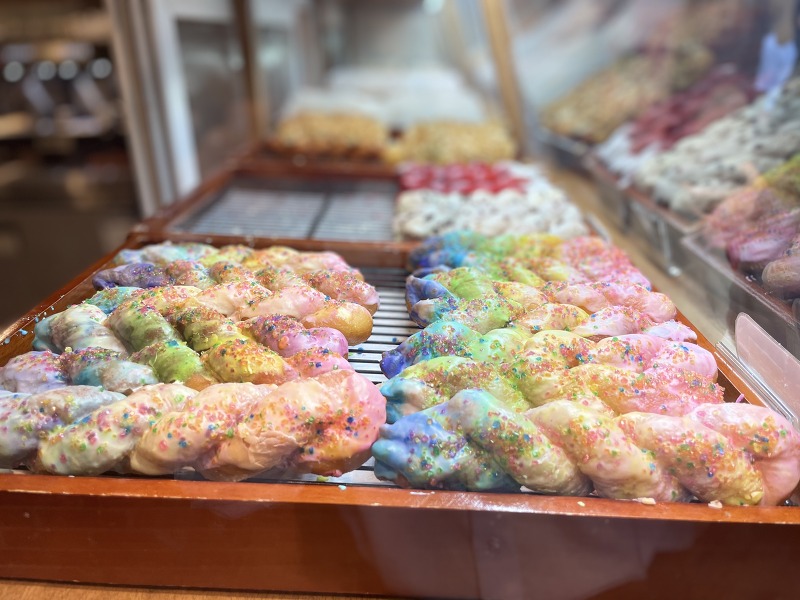 꽈페 홍대점 - 요즘 핫한 카페에서 영롱한 꽈베기&도넛 섭취.