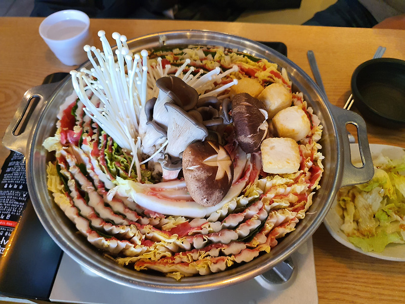 [논현역 밀푀유 나베 맛집] '나베나루'에서 밀푀유 나베 한 그릇