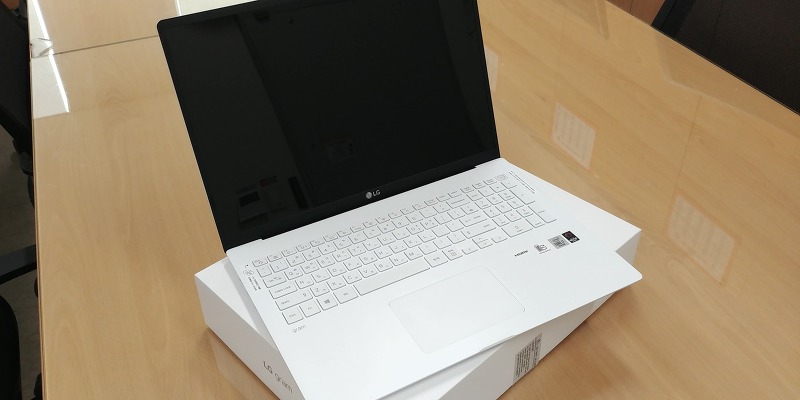 엘지 그램 노트북 17인치, 17Z90N-VA70K 구매 후기(스펙, 무게, 언박싱)
