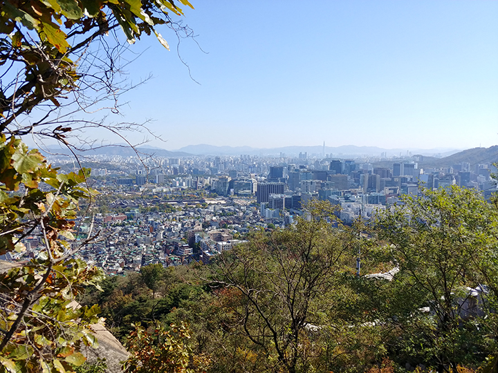서울 초보 등산 인왕산과 북악산 비교하기