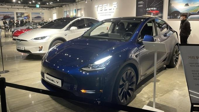 테슬라, 준중형 SUV '모델Y' 국내 최초 공개 (가격정보 등)
