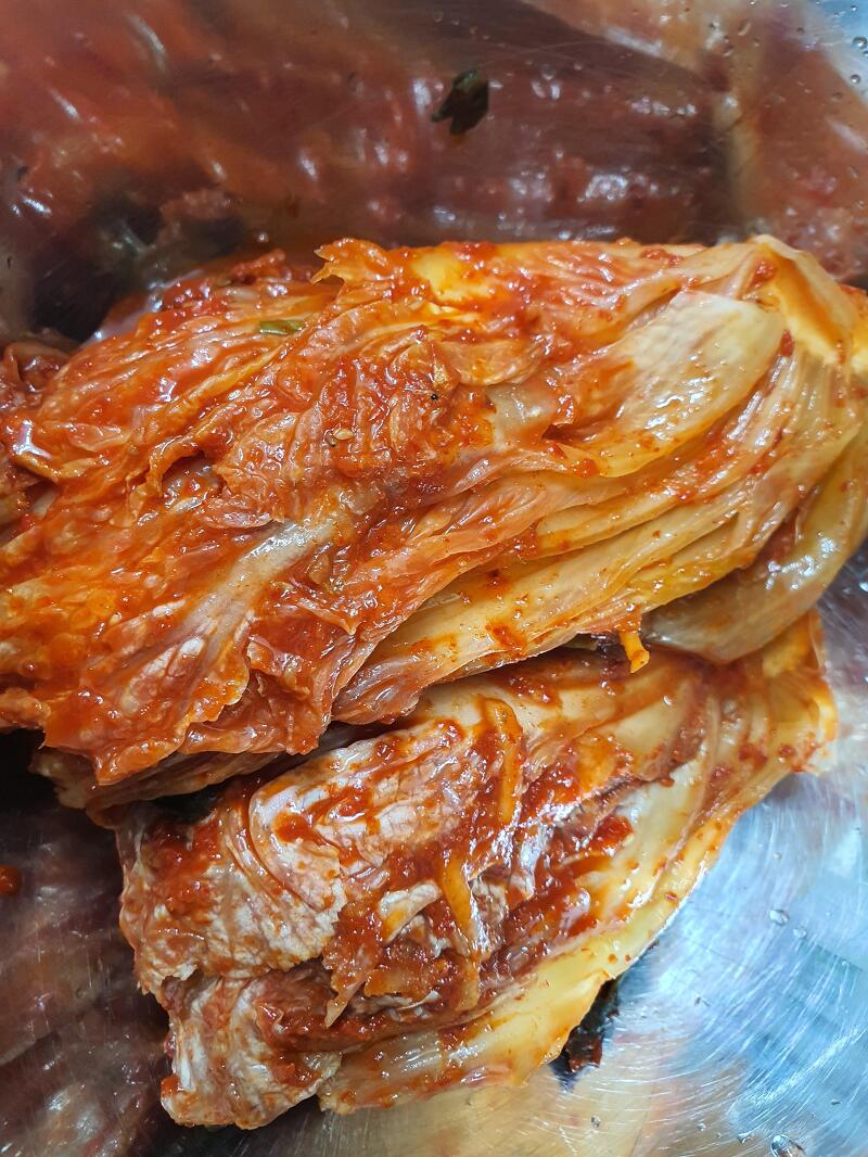 비올때 먹는 초단간 김치 감자전