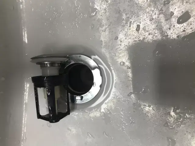 화장실 세면대 밸브 막혔을 때 청소하기, 팝업 밸브 열기