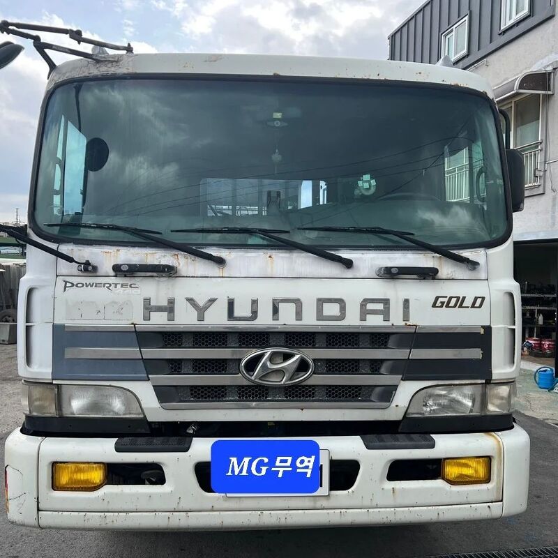 카고트럭 현대 HYUNDAI 25톤 2004년식 1400만원 판매합니다