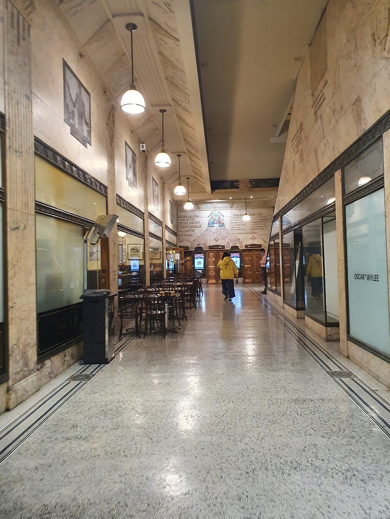 멜버른 시티에 숨겨져있는 브런치 카페 1932 카페 (1932 Cafe & Restaurant)