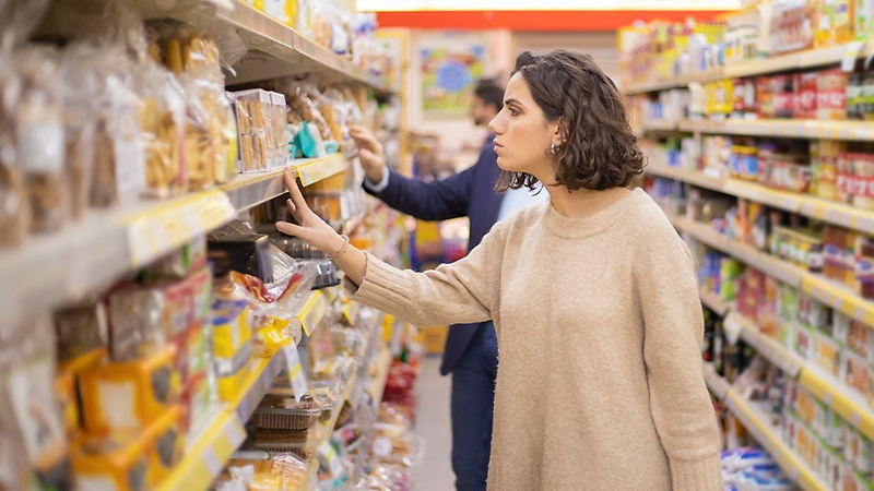 More than 40% of consumers factor in sustainability when purchasing food, survey finds