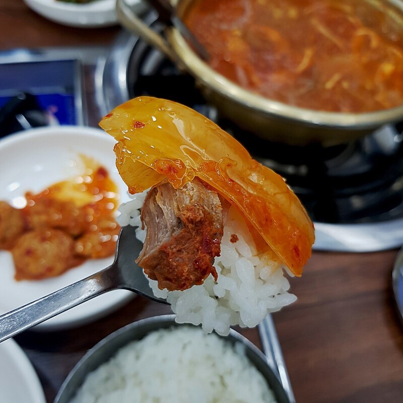북구청 김치찌개, 김치찜 맛집 '한옥집'