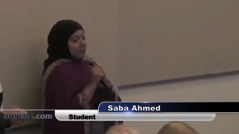 팩트폭행 당하는 무슬림 학생