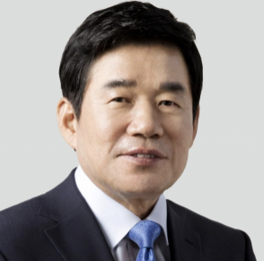국회의장 김진표 의원 프로필 나이 학력 고향 이력 부인 자녀