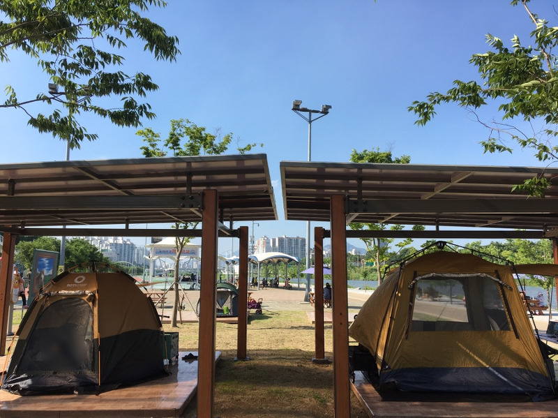 로티캠프 원터치 육각 텐트 4-5인용 vs 빅스퀘어 텐트 5-6인용 비교 (@중랑천 공원)