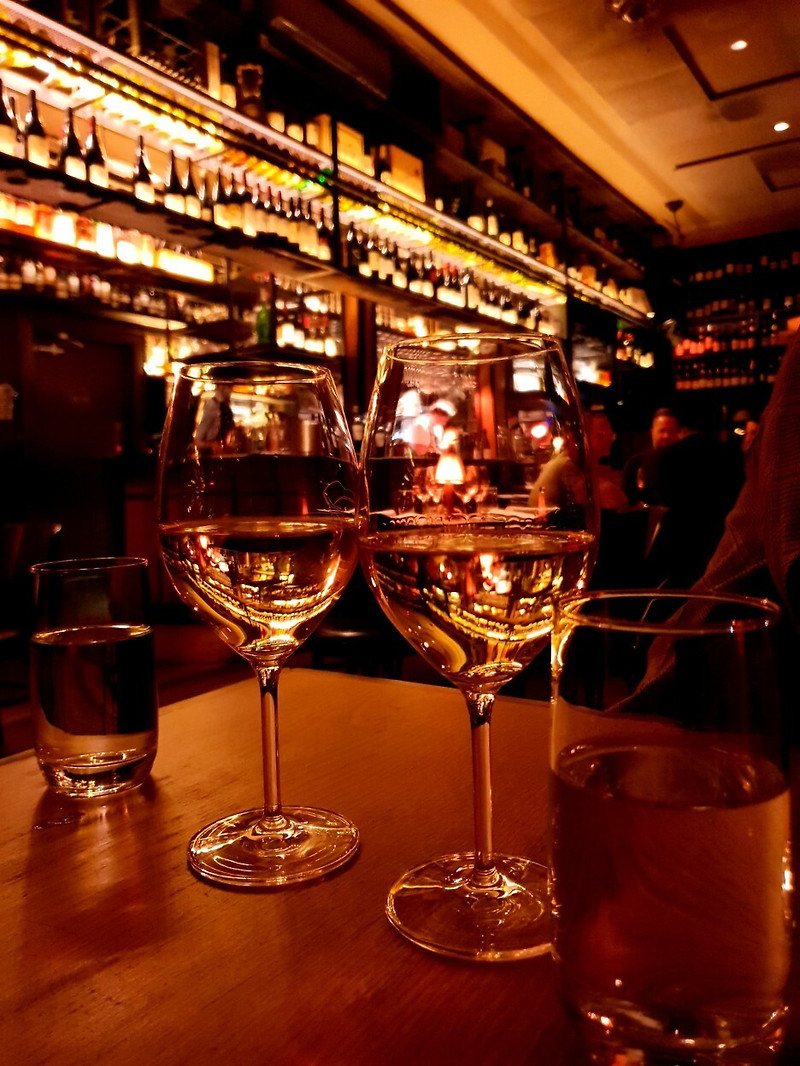 데이트 코스로 좋은 멜버른 와인 바 펀치 레인 방문 후기 (Punch Lane Wine Bar & Restaurant)