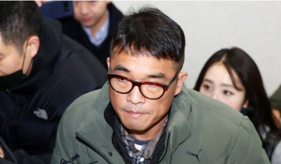 '성폭행혐의' 김건모 기소의견으로 결국 검찰 송치