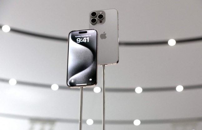 애플 최신 스마트폰 아이폰15, 공개… 이번에도 피하지 못한 '혁신' 논란
