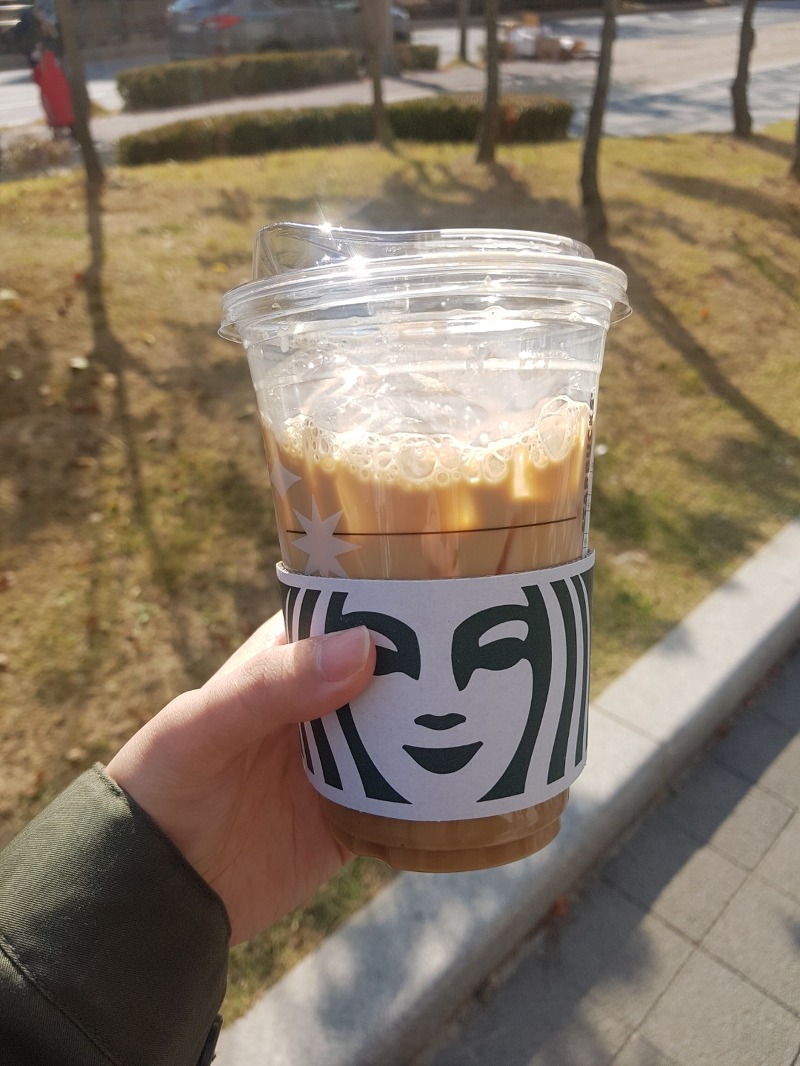 스타벅스 커피 추천_바닐라크림콜드브루 라떼