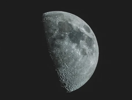 달 꿈해몽 총정리- 큰달, 여러개의 달 등등