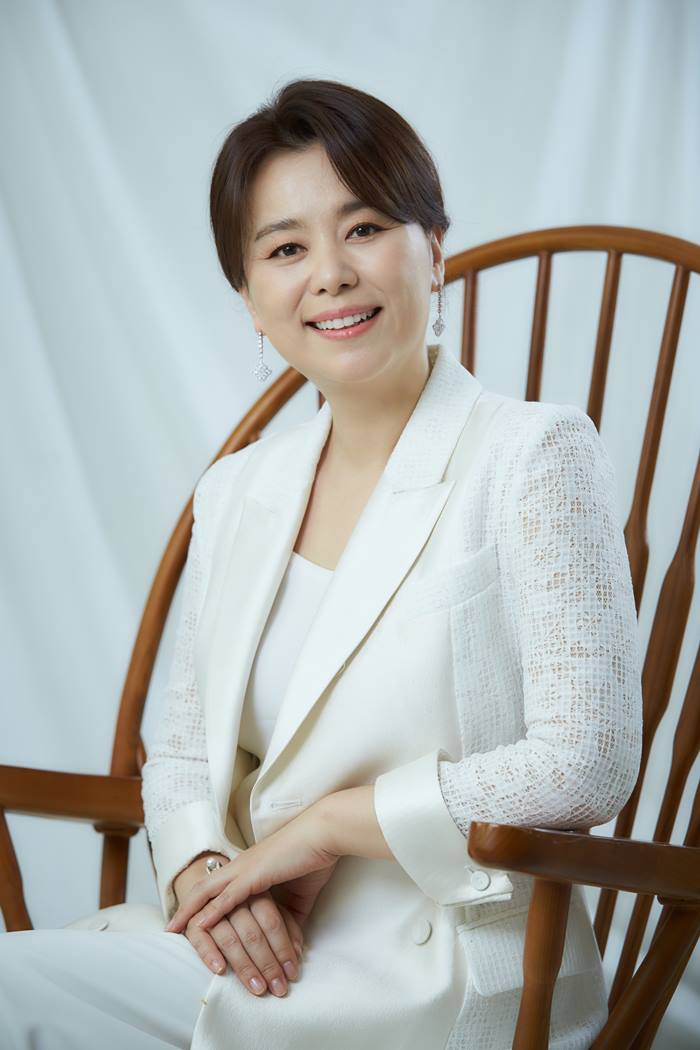 장혜진 나이 배우 프로필 결혼 남편 자녀 가족 고향 영화 드라마 근황