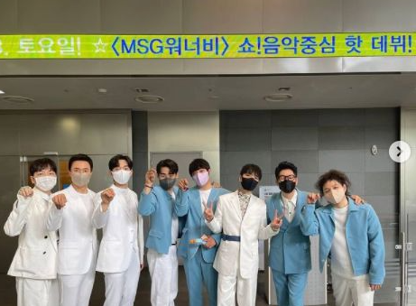 MSG워너비 음악중심 데뷔, M.O.M 정상동기 라이브 무대 선보여