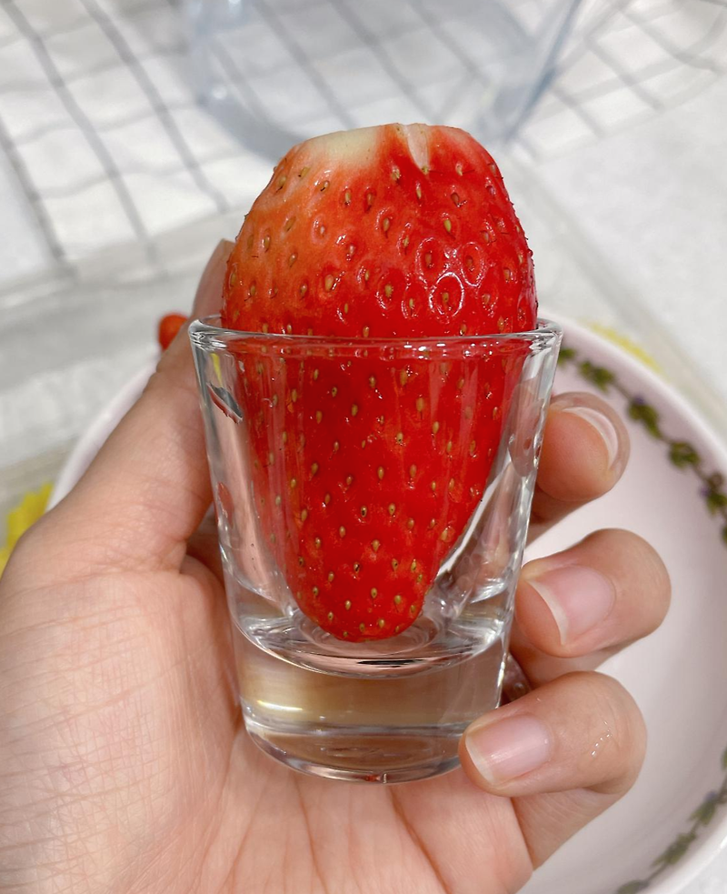[깃붐일상] 이마트에서 구매한 킹스베리 딸기 구매,섭취 후기