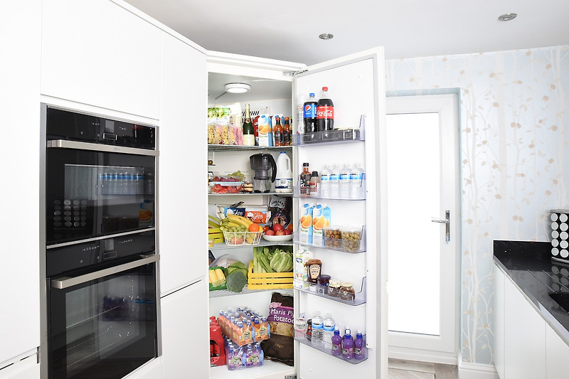 냉장고 청소하기: 신선함과 위생을 유지하는 비결