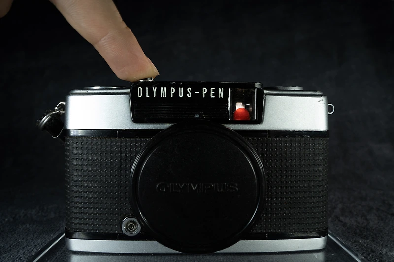 [ 필름카메라 ] 올림푸스 Pen ee-3  하프 필름카메라 (펜삼이)