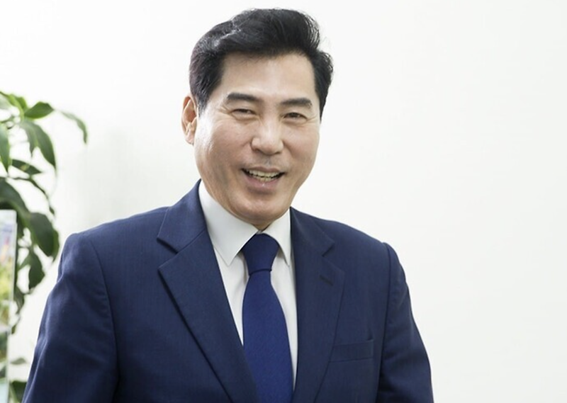 의왕시장 김상돈 고향 학력 이력 나이 재산 프로필 - 재선 도전