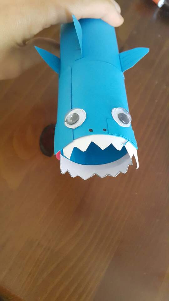휴지심 재활용 만들기- 초등2학년이 휴지심으로 만든 상어