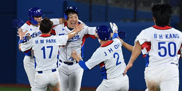 제32회 도쿄올림픽 야구대표팀 김경문호, 도미니카에 4:3 역전승!!