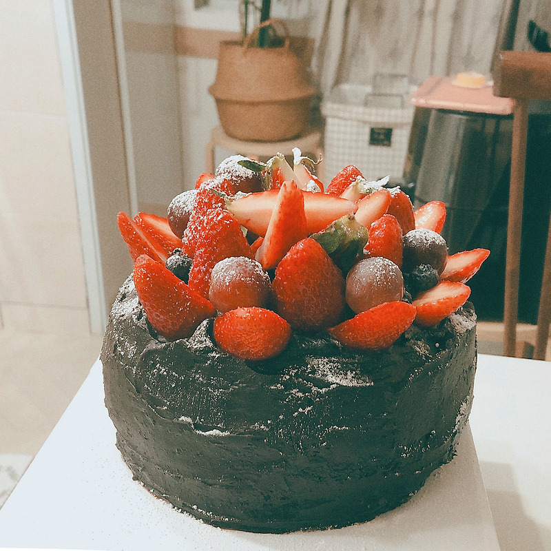 [홈베이킹] 노오븐 남편 생일 케이크 : 반전 용돈 케이크 직접 만들기(feat.백설 초코케익믹스)