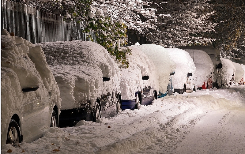 겨울철  꼭 필용한 자동차 관리 초보 운전자가 알아야하는 겨울 차량 관리 10가지