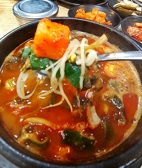 [계산동] 내장탕 맛집 / 혼밥 가능한 뜨끈한 '인생해장국'