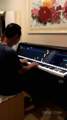 [웃는하루] 요즘 피아노 치는법