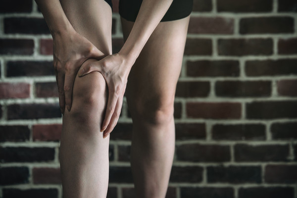 무릎 물차는 이유와 대표적인 증상들