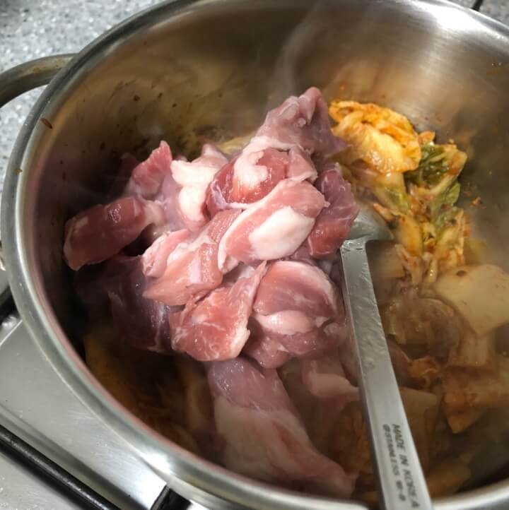 김치찌개 맛있게 끓이는 법 코스트코 돼지고기