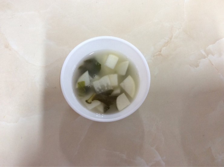 청량한 숙성의 맛, 동치미(Radish Water Kimchi)
